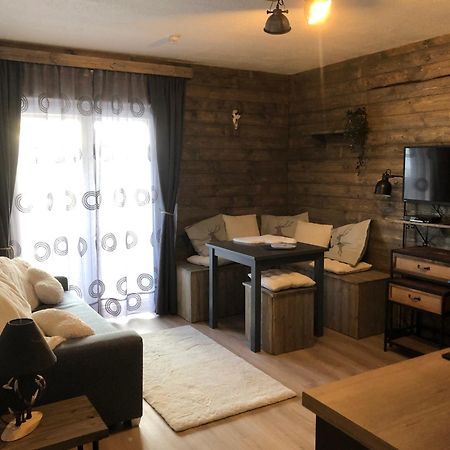 Appartement Zirbenduft Ferienhaus Fuenf Sinne 도브리아흐 외부 사진